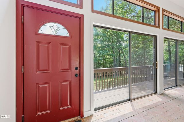3433 Jones Ferry Road, Chapel Hill, NC 27516
