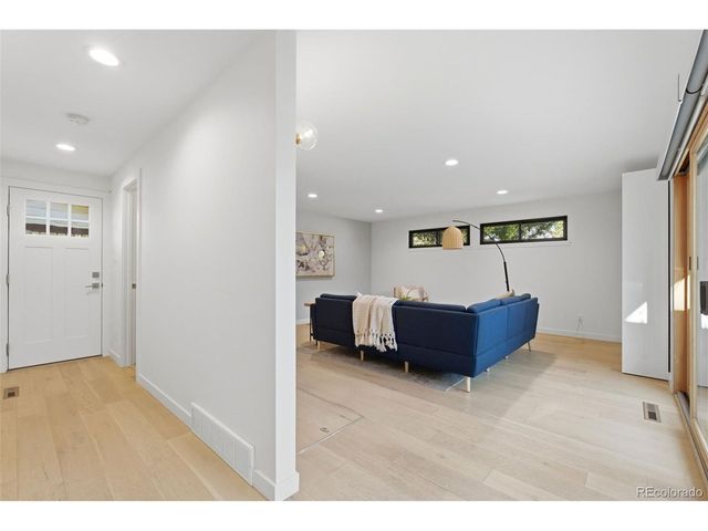 46 Princeton Cir, Longmont, CO 80503