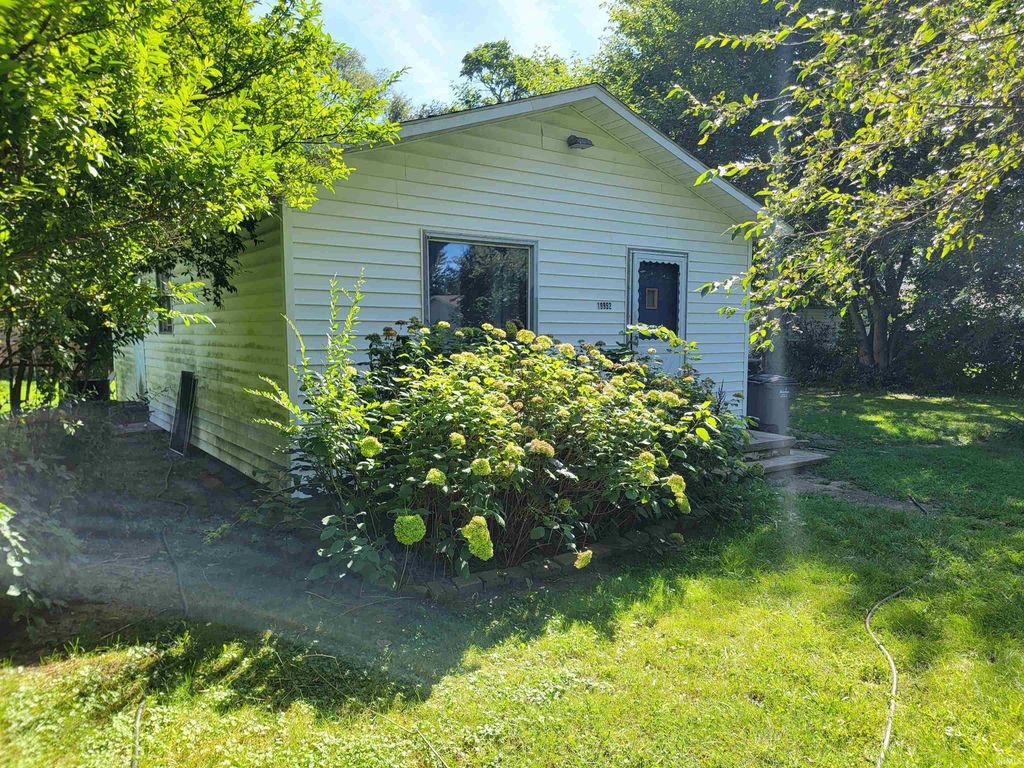 19952 Jane Street, South Bend, IN 46637