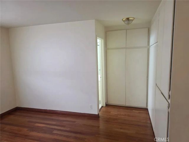 18601 Collins Street D7, Tarzana, CA 91356