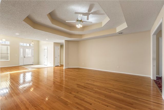 2103 Green Acres Drive, Rogers, AR 72758