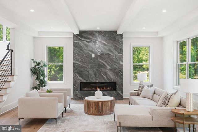 3020 CASTLE RD, Falls Church, VA 22044