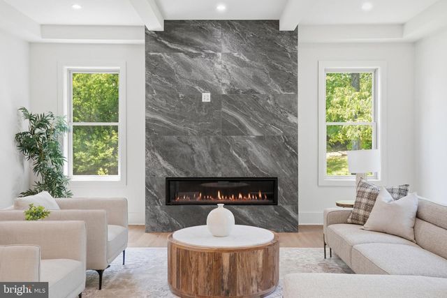 3020 CASTLE RD, Falls Church, VA 22044