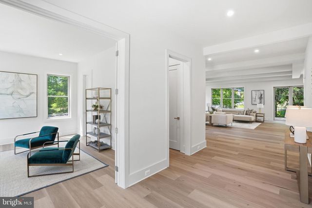3020 CASTLE RD, Falls Church, VA 22044