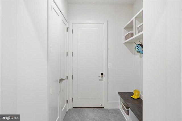 3020 CASTLE RD, Falls Church, VA 22044