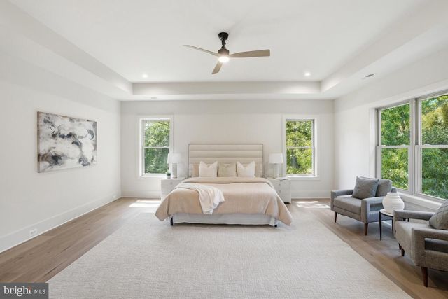 3020 CASTLE RD, Falls Church, VA 22044