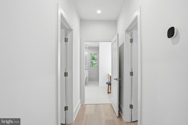 3020 CASTLE RD, Falls Church, VA 22044