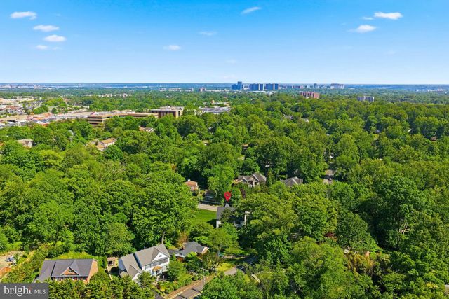 3020 CASTLE RD, Falls Church, VA 22044