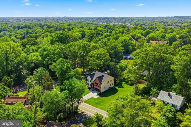 3020 CASTLE RD, Falls Church, VA 22044