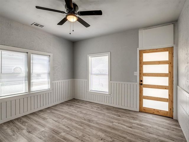 105 S K Avenue, El Reno, OK 73036