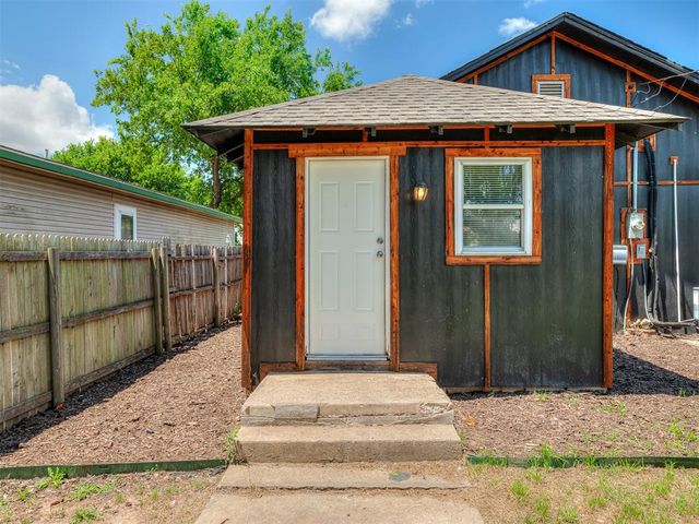 105 S K Avenue, El Reno, OK 73036