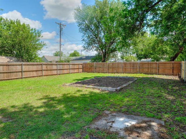 105 S K Avenue, El Reno, OK 73036