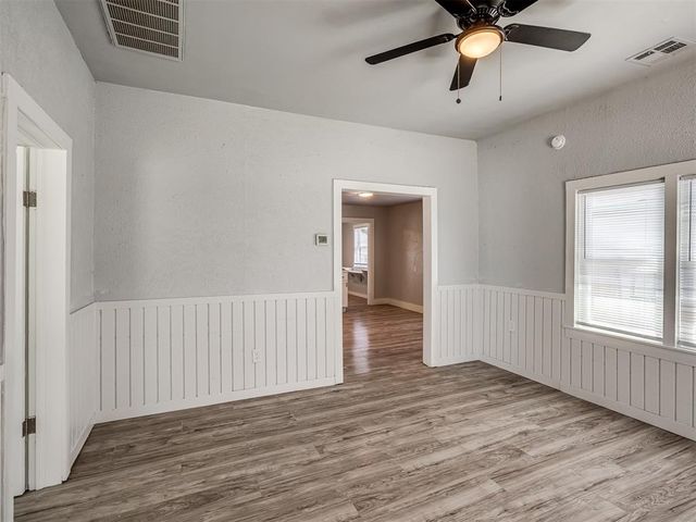 105 S K Avenue, El Reno, OK 73036