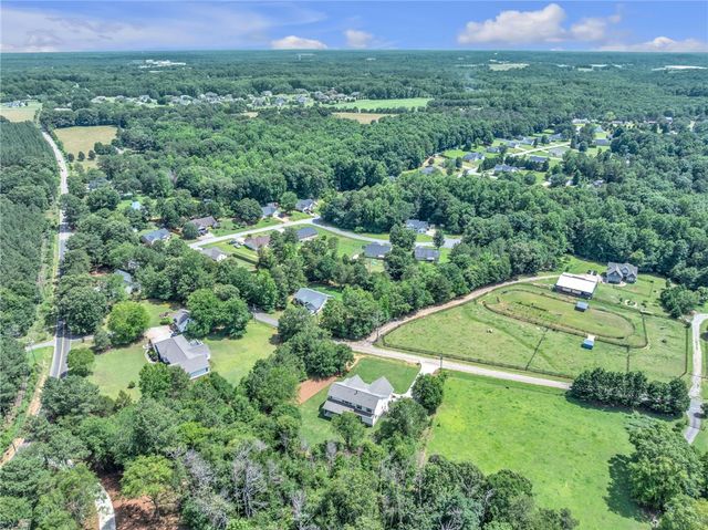 152 Hickory Road, Williamston, SC 29697