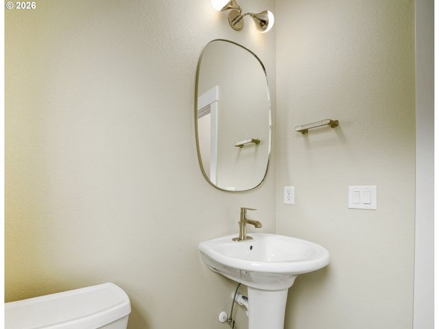 1334 Oppek St Ne, Keizer, OR 97303