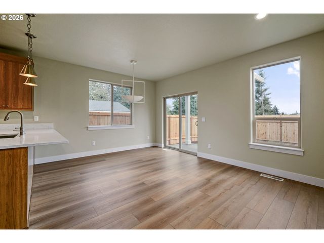 1334 Oppek St Ne, Keizer, OR 97303