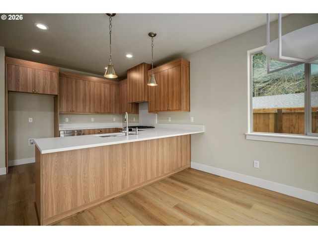 1334 Oppek St Ne, Keizer, OR 97303