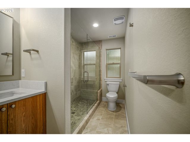 1334 Oppek St Ne, Keizer, OR 97303