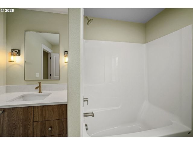 1334 Oppek St Ne, Keizer, OR 97303