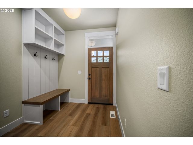 1334 Oppek St Ne, Keizer, OR 97303