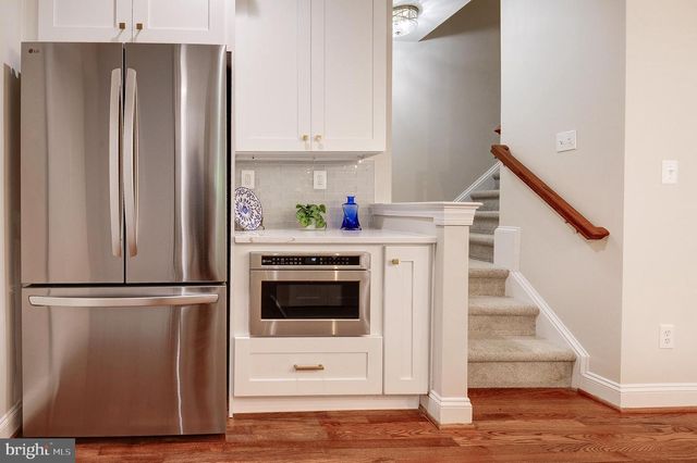 1260 COBBLE POND WAY, Vienna, VA 22182