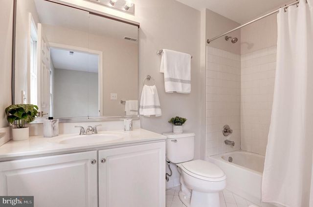 1260 COBBLE POND WAY, Vienna, VA 22182