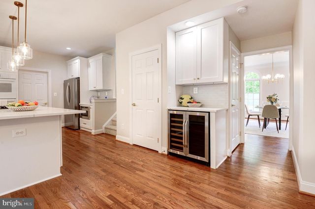 1260 COBBLE POND WAY, Vienna, VA 22182