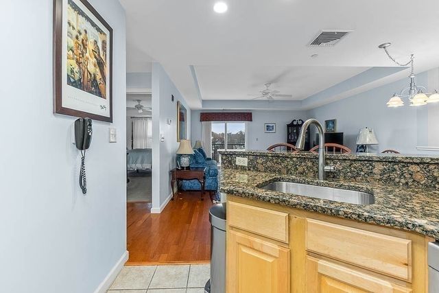 989 East St 402, Dedham, MA 02026