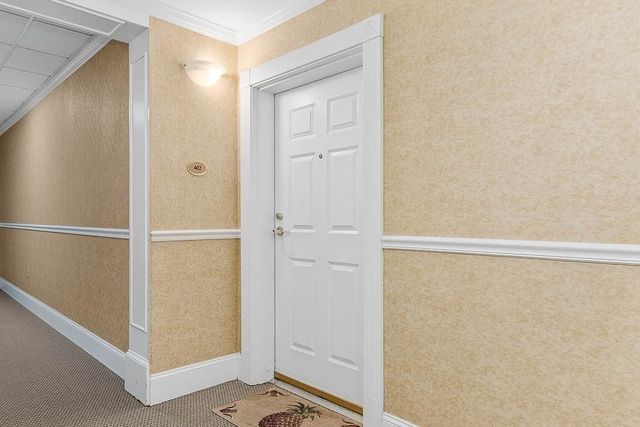 989 East St 402, Dedham, MA 02026