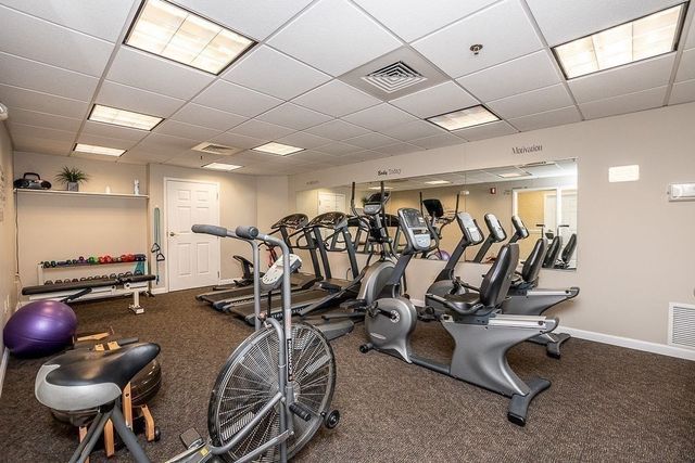 989 East St 402, Dedham, MA 02026