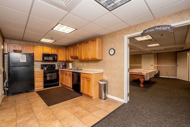 989 East St 402, Dedham, MA 02026