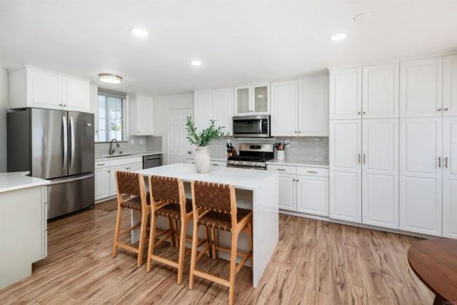 4037 Vista Calaveras Street, Oceanside, CA 92056