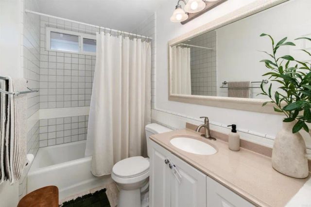 4037 Vista Calaveras Street, Oceanside, CA 92056