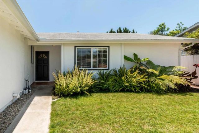 4037 Vista Calaveras Street, Oceanside, CA 92056