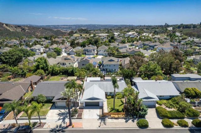 4037 Vista Calaveras Street, Oceanside, CA 92056