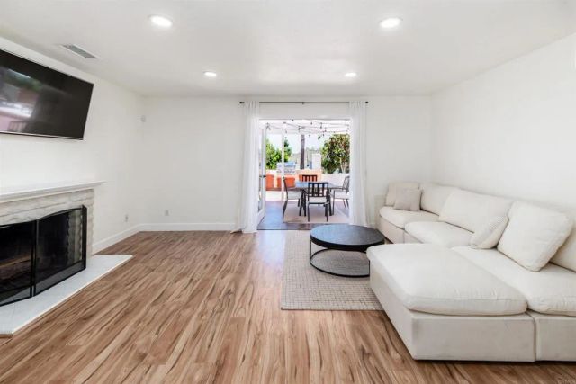 4037 Vista Calaveras Street, Oceanside, CA 92056