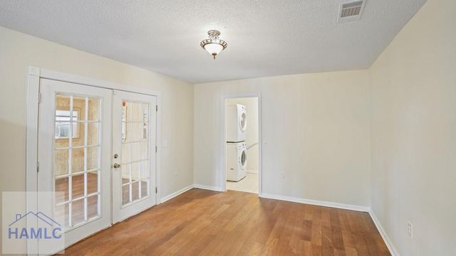 766 Oak Villa Drive, Jesup, GA 31546