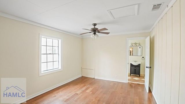 766 Oak Villa Drive, Jesup, GA 31546