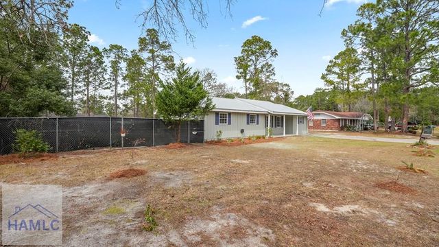 766 Oak Villa Drive, Jesup, GA 31546