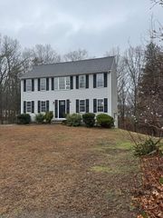 59 Harvey St, Norton, MA 02766
