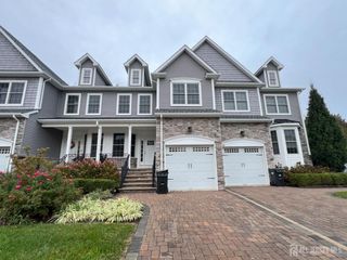 29 McCormick Avenue N, Old Bridge, NJ 08857