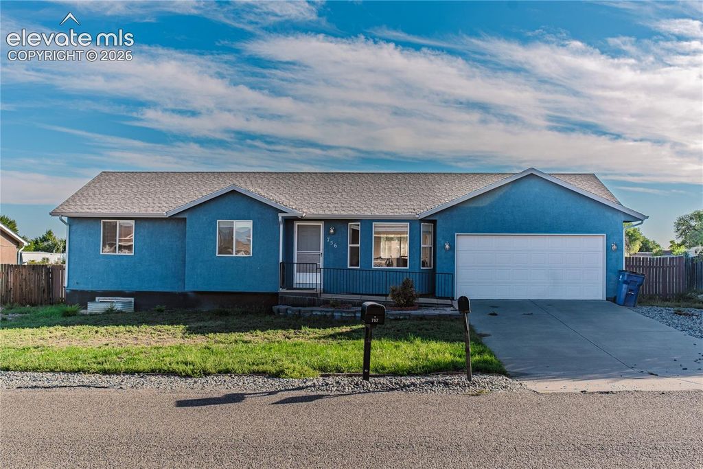 756 S Wolcott Drive, Pueblo West, CO 81007 — exterior