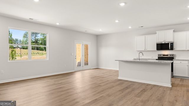 1797 Meadow Green Circle, Gainesville, GA 30501
