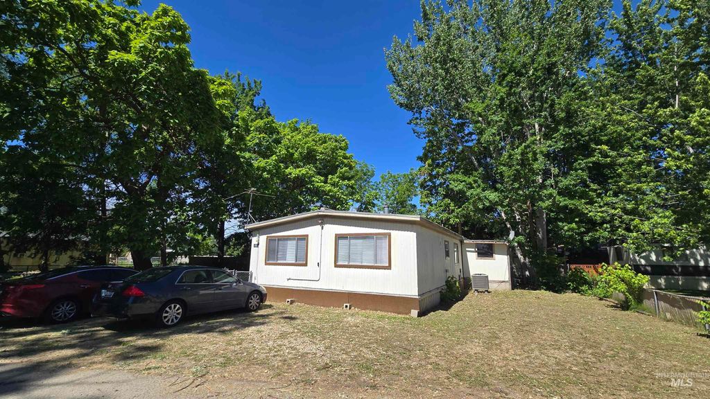 655 S Dolson Ln., Eagle, ID 83616