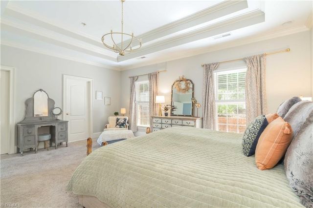 4105 Willow Knoll Lane, Winston-salem, NC 27106