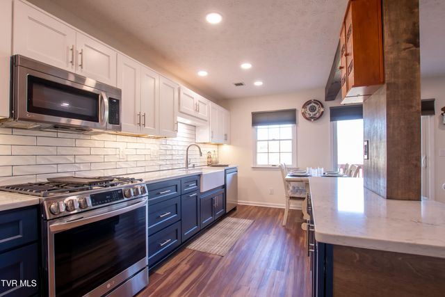 420 Alexander Avenue 420, Church Hill, TN 37642