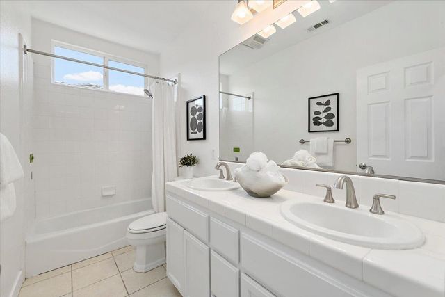 1511 Artisan Way, San Jose, CA 95125