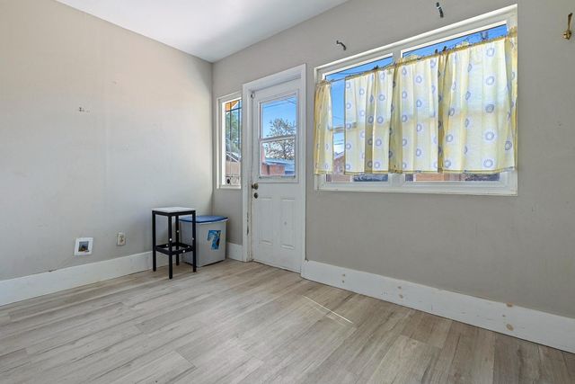 356 E Vassar Avenue, Fresno, CA 93704