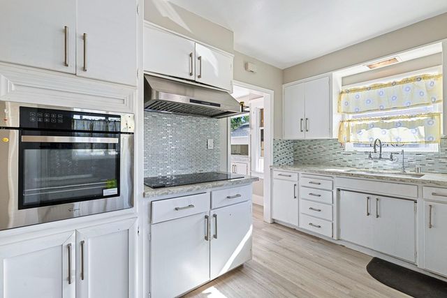 356 E Vassar Avenue, Fresno, CA 93704