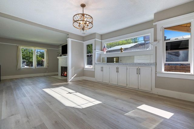 356 E Vassar Avenue, Fresno, CA 93704